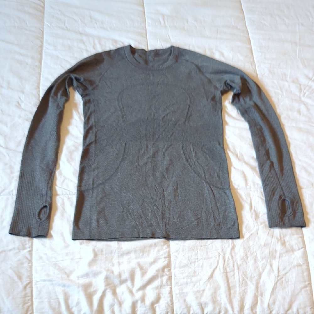 lululemon athletica Charcoal Long Sleeve Tee